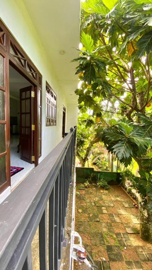 Kaumadi Villa Unawatuna Exterior photo